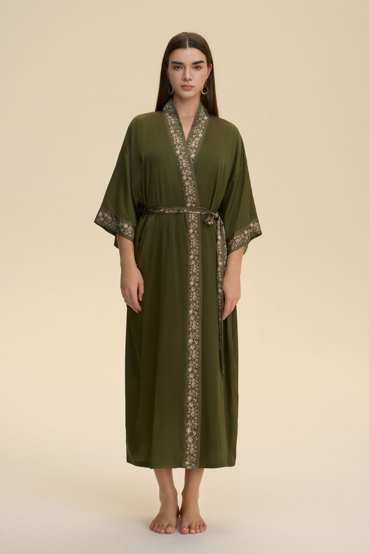 Solid-color Lace-trimmed Robe Lounge Wear Robed