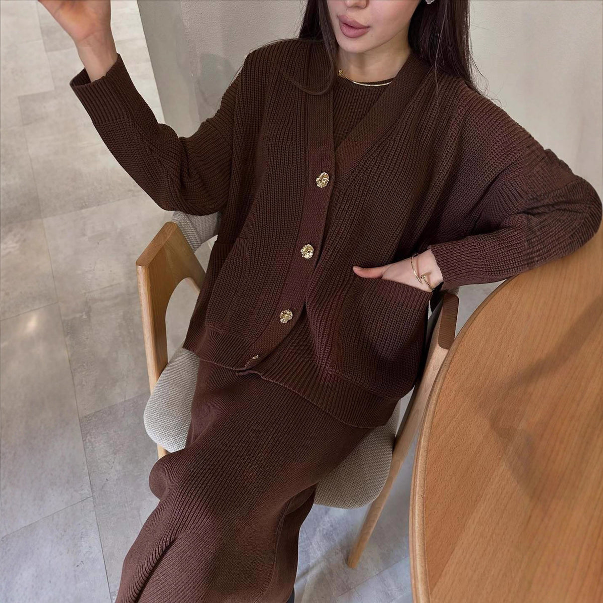 New Cozy Knit Cardigan For Home Wear Paired With A Figure-hugging Sweater Skirt